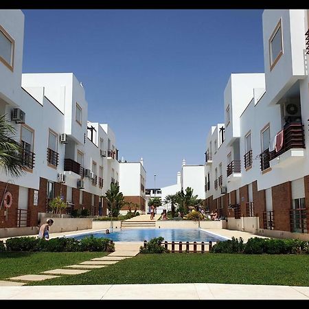 Home4U - Fantastic 2 Bedroom Apartment, With Pool Cabanas De Tavira Bagian luar foto