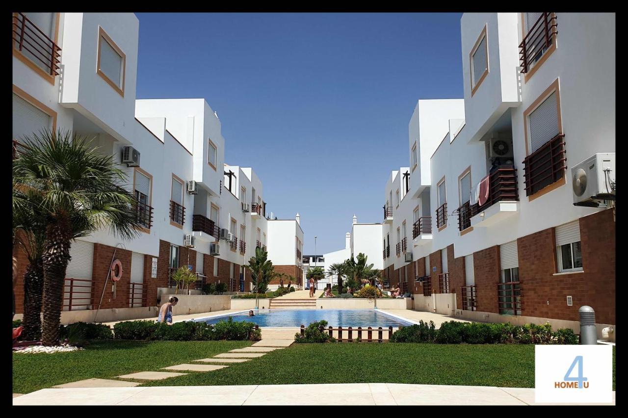 Home4U - Fantastic 2 Bedroom Apartment, With Pool Cabanas De Tavira Bagian luar foto